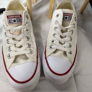 CONVERSE CHUCK TAYLOR ALL STAR SNEAKERs. Sz 7 W Sz 5 M. NEW